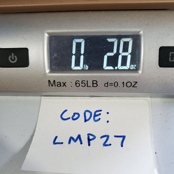 Victoria's Secret Plunge No Wire Bra Women Size Medium NWT Lightly Lined Comfort - Picture 10 of 10